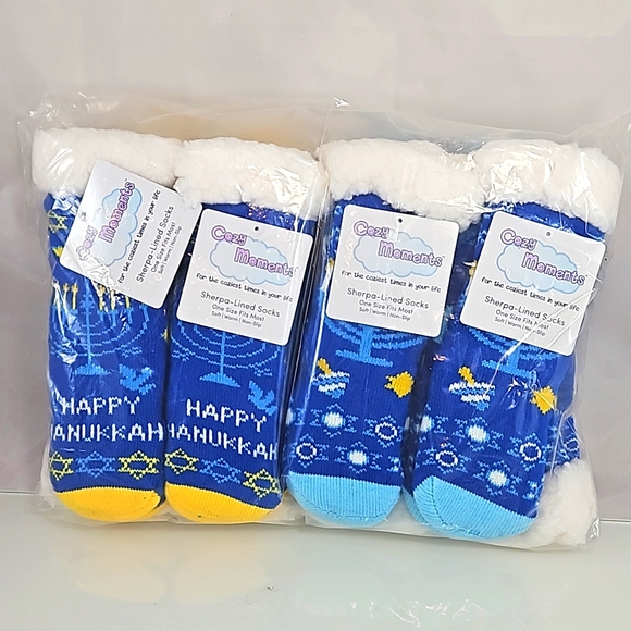 8 pairs Hanukkah Sherpa Lined Slipper Socks - Picture 6 of 7